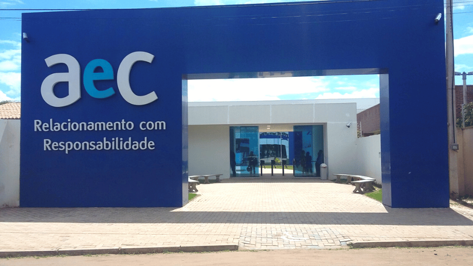 AeC abre 200 vagas de emprego na função de atendente; saiba mais - Informa  ABC